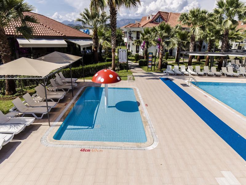 Katranci Park Hotel Фетие Екстериор снимка