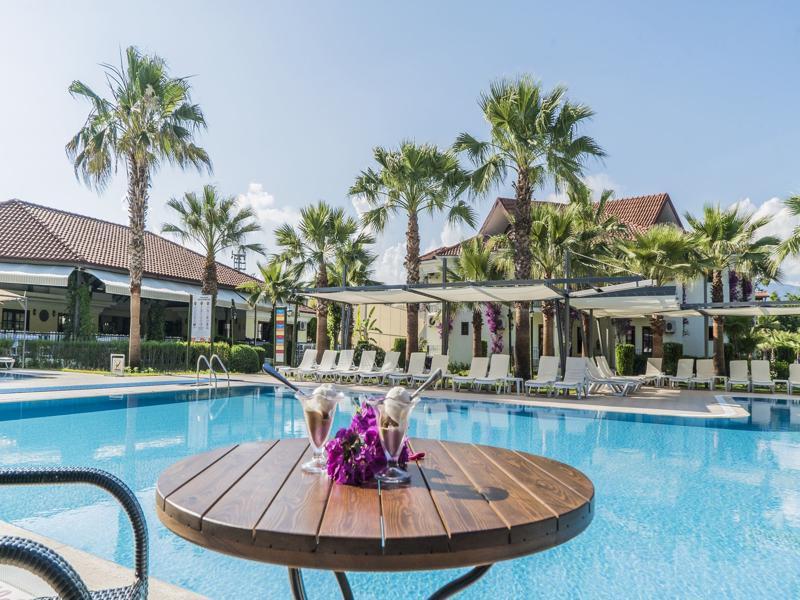 Katranci Park Hotel Фетие Екстериор снимка